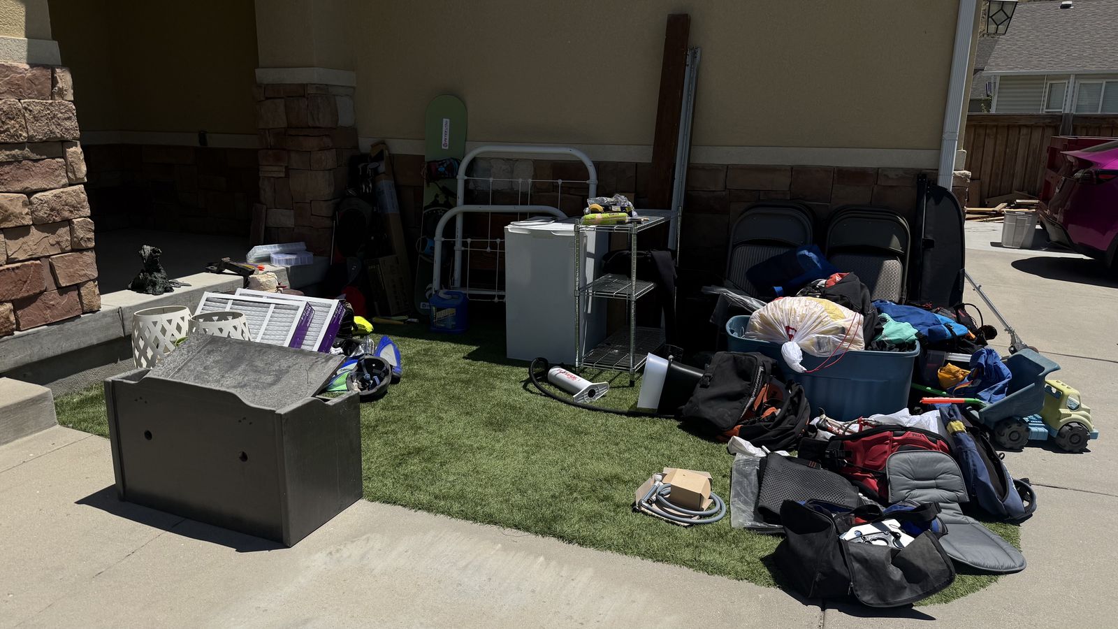 GARAGE SALE on FRIDAY AND SATURDAY JUNE 5 AND JUNE 6