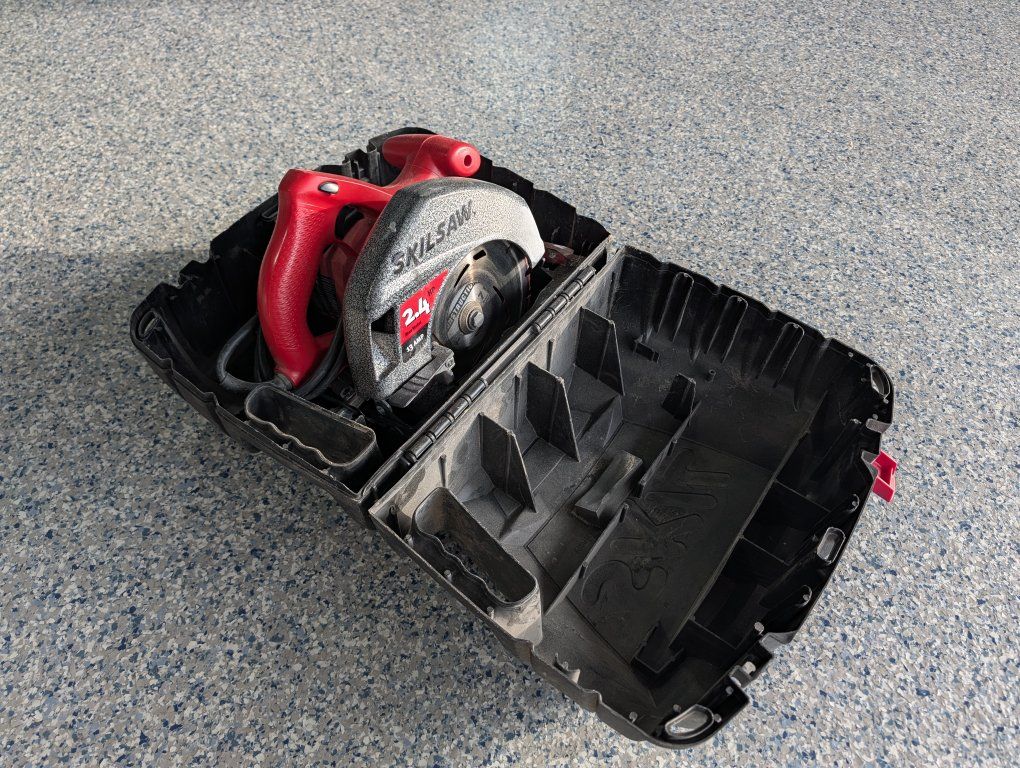 SKILSAW 13 Amp 2.4 HP Circular Saw with Hard Plastic Carrying Case