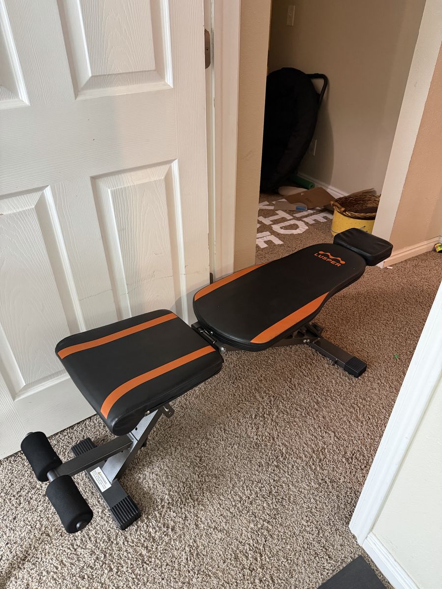 LUSPER Adjustable Weight Bench - Black/Orange Folding Incline/Decline Fitness Bench