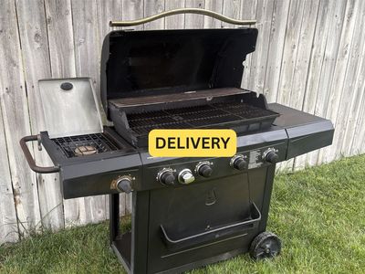 DELIVERY - WORKING/CLEANED 5 Burner CharBroil BBQ Grill