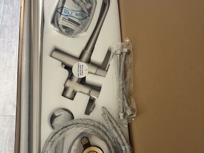 Bathtub faucet