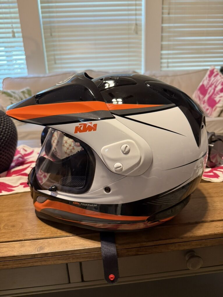 Arai Tour X 4/ KTM Snipe Size Small