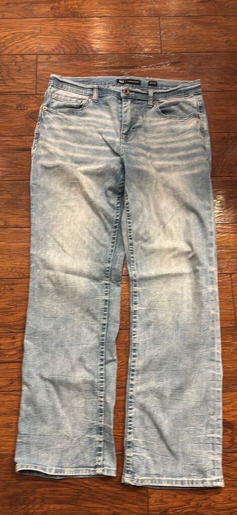 Men's Tyler BKE Jeans SiZe 32 staight Light Pants