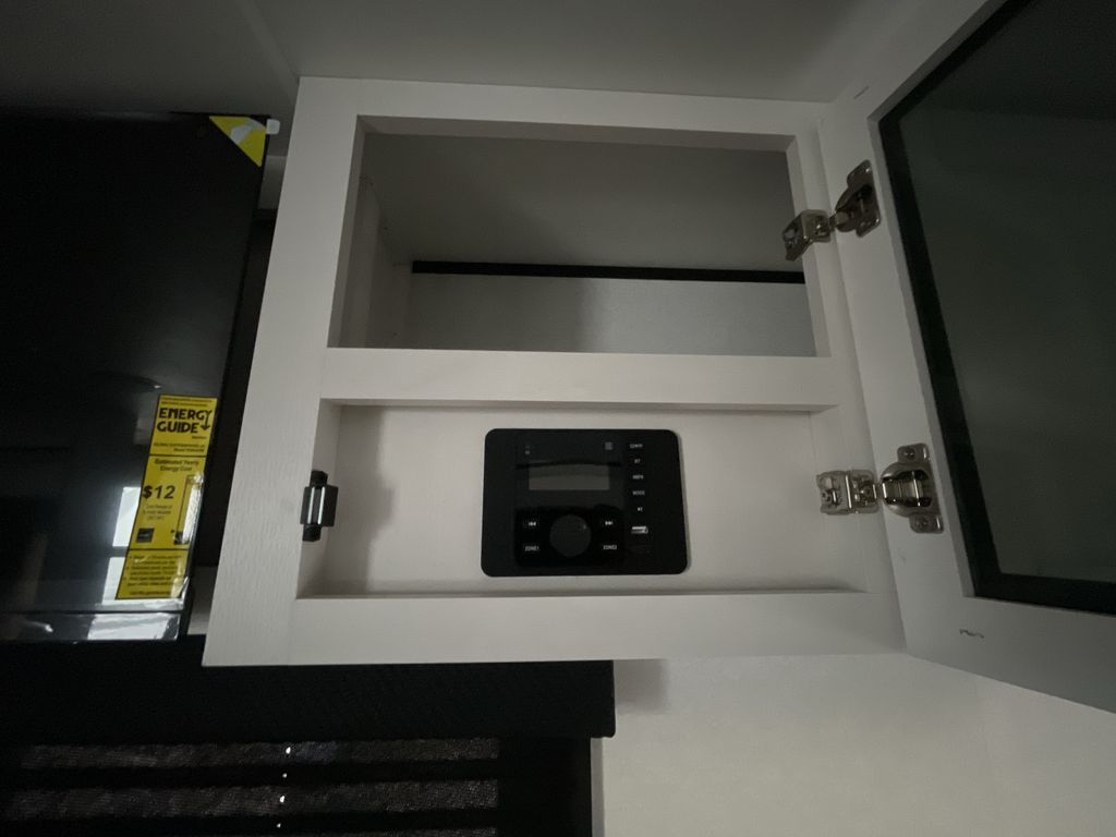 Main image 30