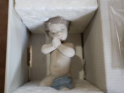 Lladro 06496 "A Child's Prayer" Porcelain Figurine - NINO ORANDO in Original Box