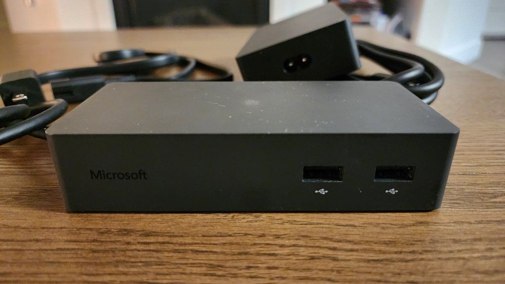 Microsoft Surface Docking Station 1661