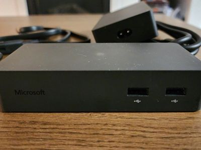 Microsoft Surface Docking Station 1661
