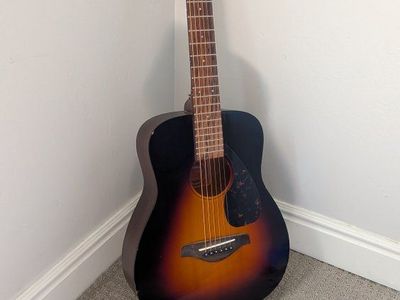 Yamaha Fg junior guitar 3/4