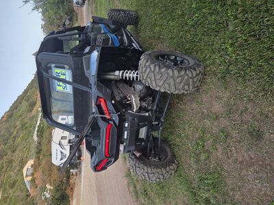 2023 polaris 1000 razor 4seats