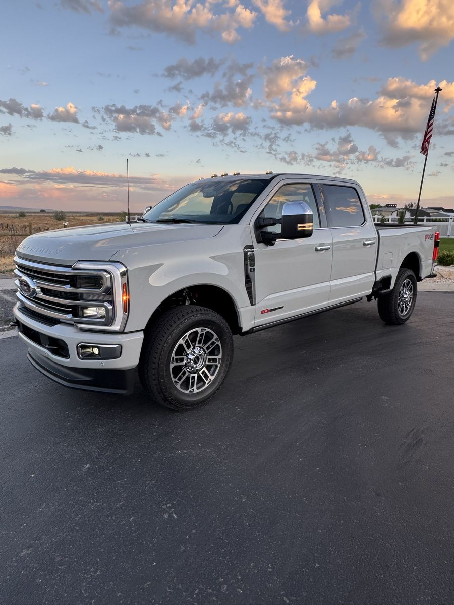 2026 F350 platinum plus wheels and tires 