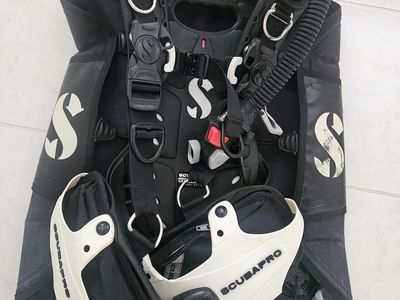XS/S Scubapro Hydros Pro BCD
