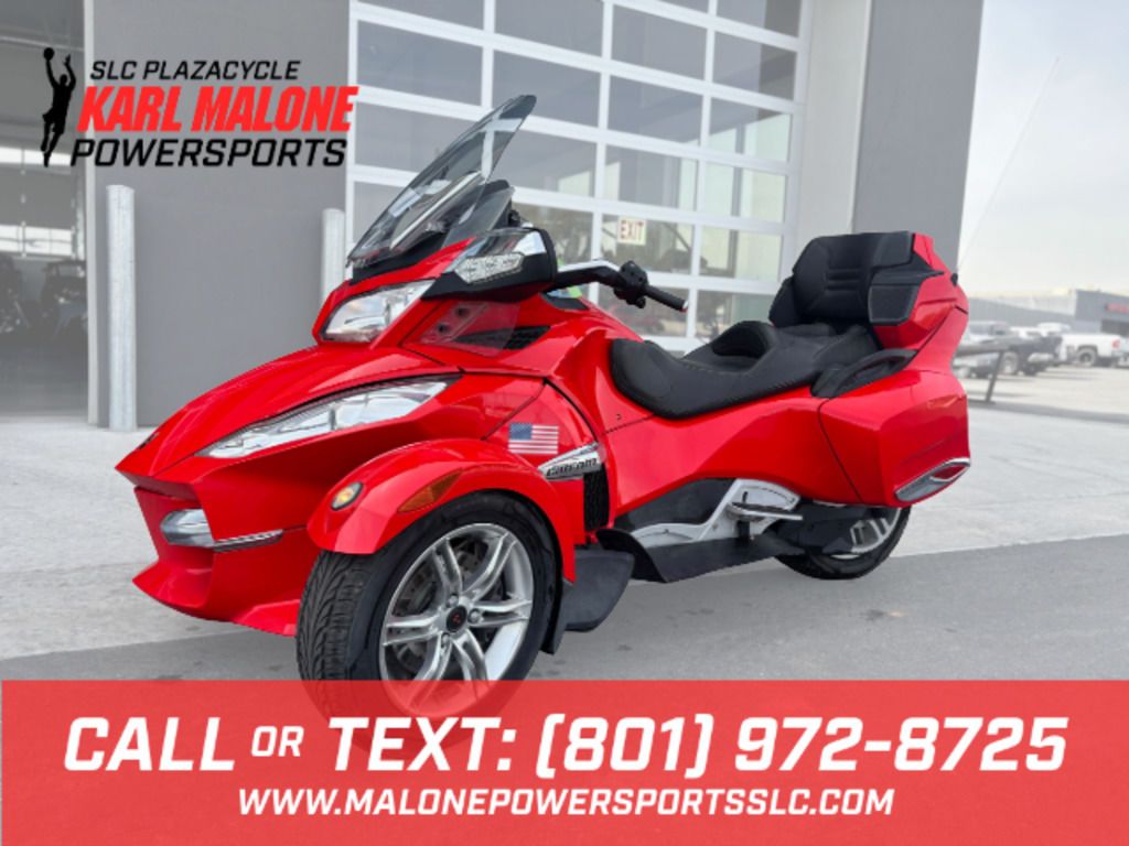 2011 Can-Am Spyder RT-S SE5 - UB00720-NF