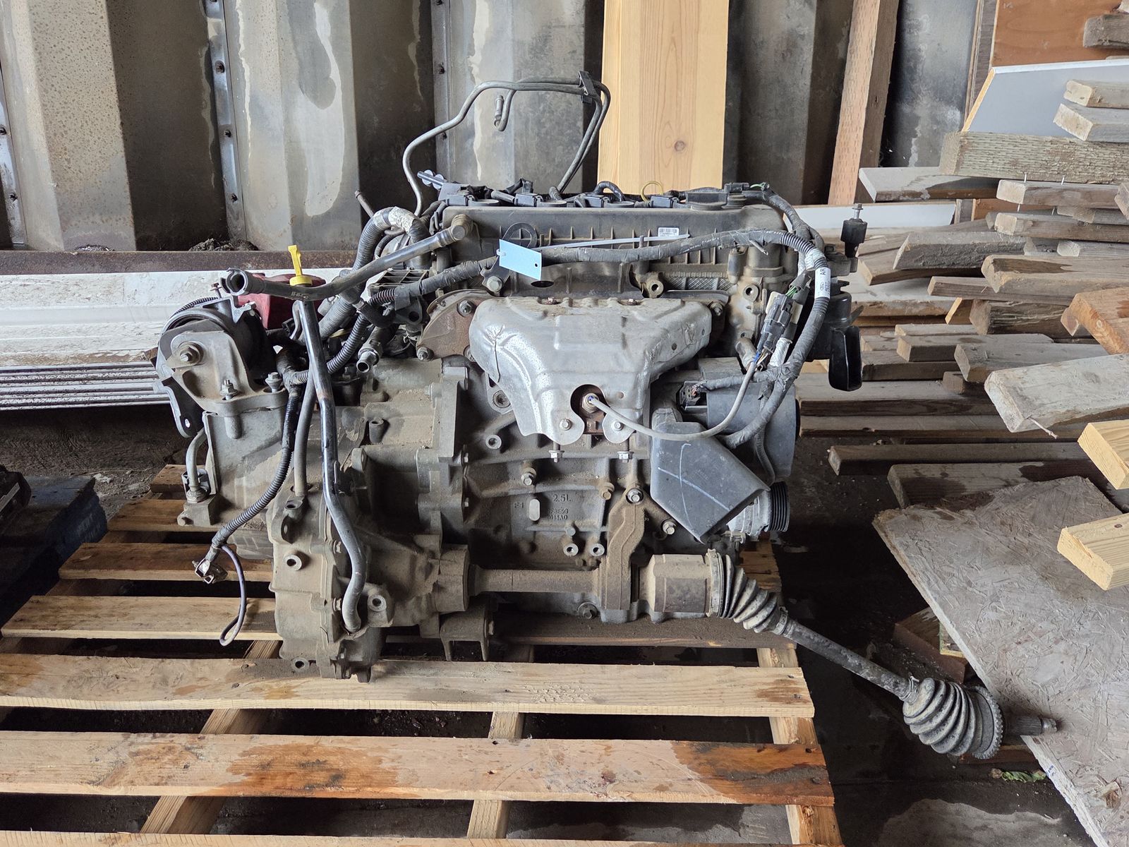 2010 Ford Fusion Engine with Transmission