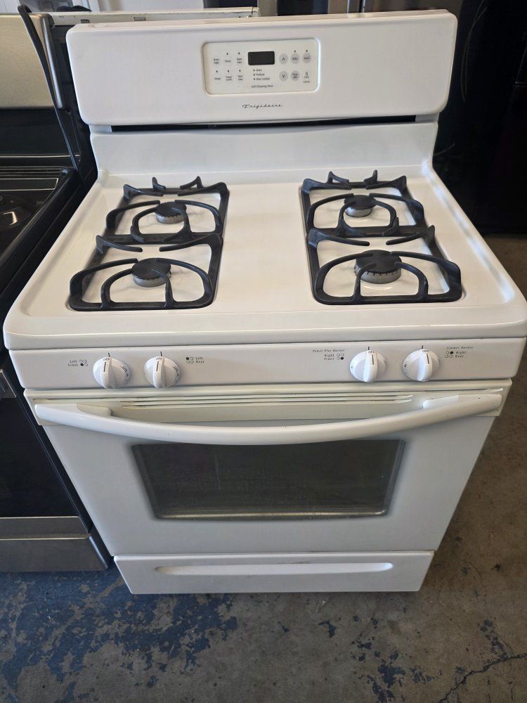 frigidaire gas range