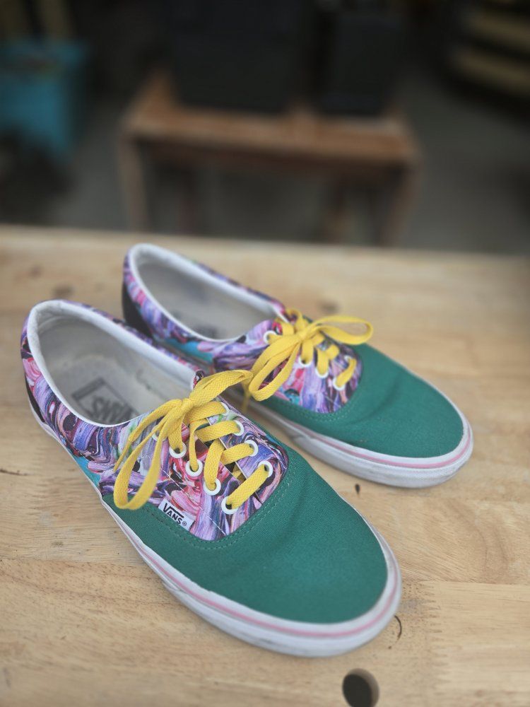 Vans Green & Colorful Abstract Sneakers Men's 10 / Women's 11.5