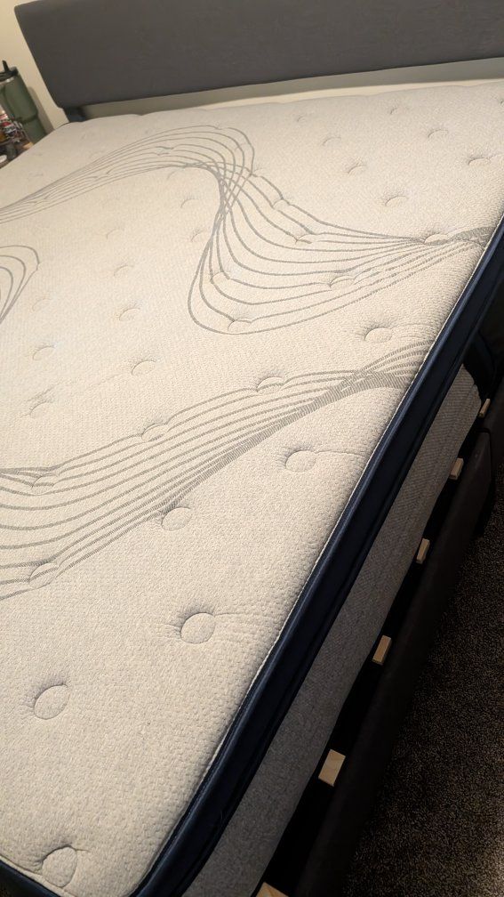 King size bed with mattress