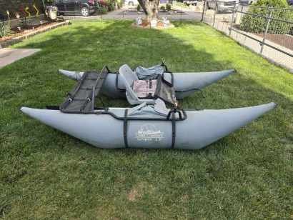 Creek Company LT pontoon inflatable 9ft