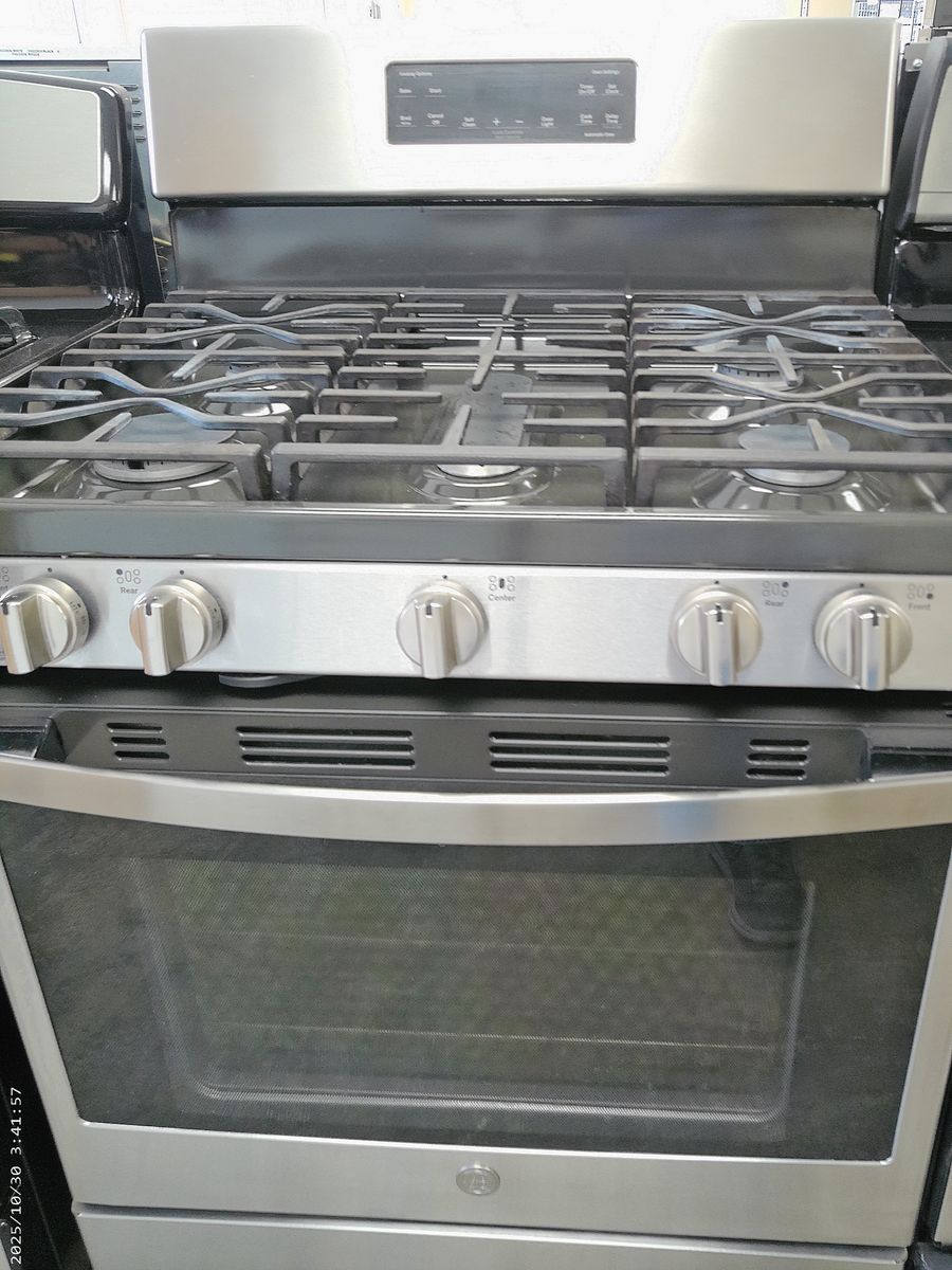 GE GAS Stove~Slate Color~Works Great~90 Day Guarantee