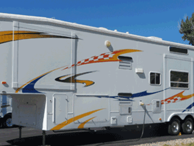 2008 42’ Full Throttle Cyclone 4212 5th Wheel Toy Hauler with 12’ garage lots of upgrades & extras
