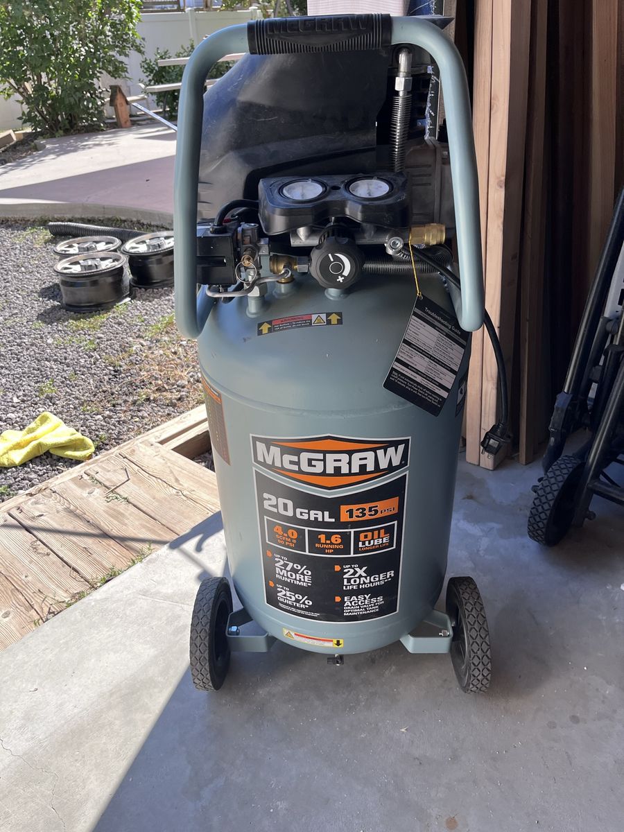 20 Gallon Air Compressor 