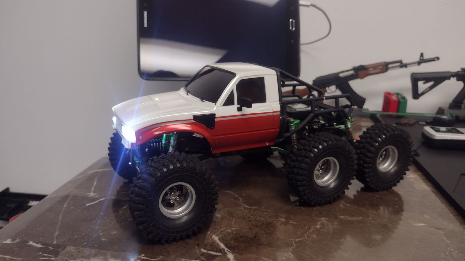 6x6 Scx24