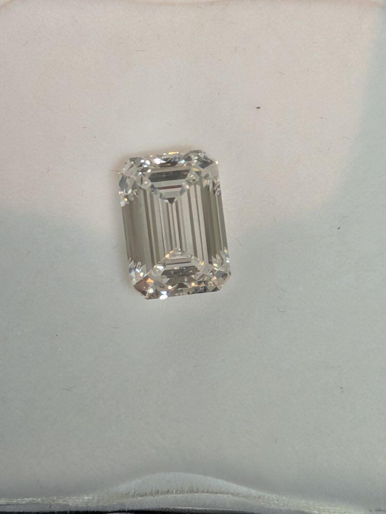 Lab grown diamond--7.19 carats, VS2, E