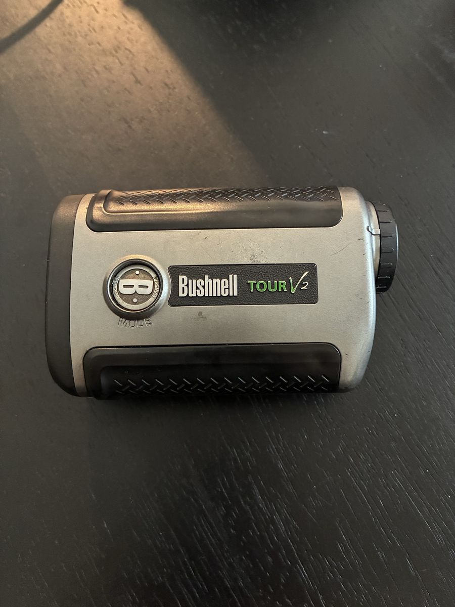 Bushnell tour V2 rangefinder