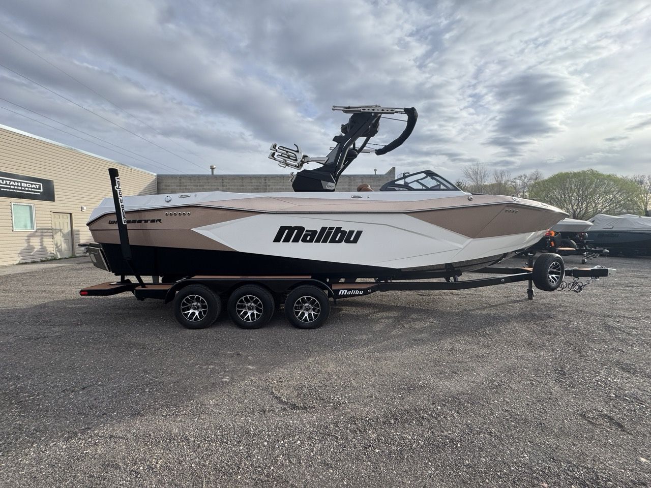 2024 Malibu WakeSetter 26 LSV – LT4 Supercharged – Fully Loaded