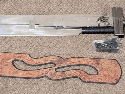 Final Fantasy Replica Clouds Sword