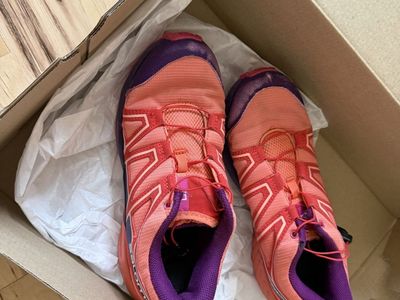Salomon Girls Trail Running Shoes - Coral & Purple - Size 5