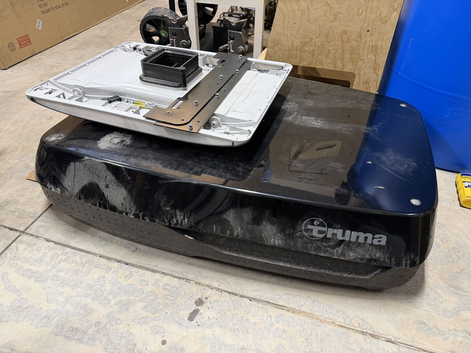 Truma Aventa 13.5k btu RV Air Conditioner