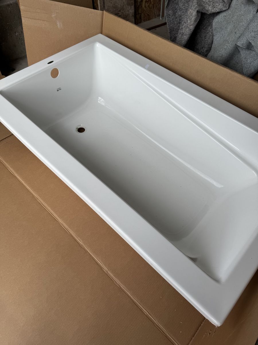 Bathtub