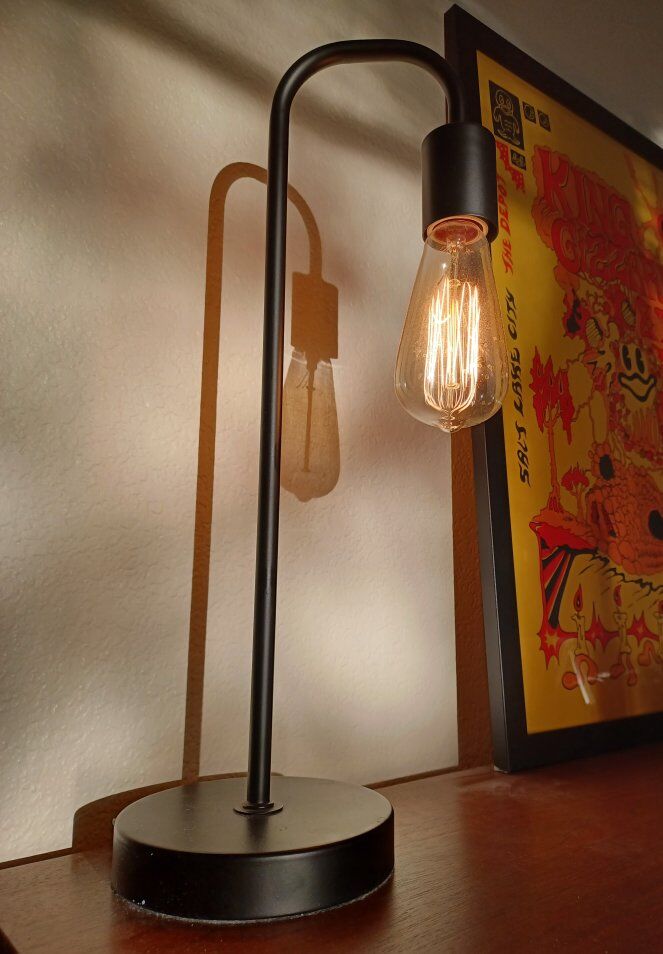 Modern / Insudstrial table lamp