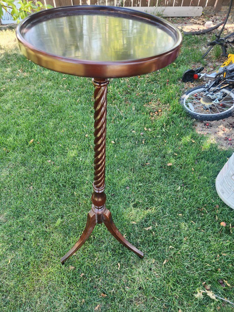 Bombay Company Wood Pedestal Accent Table - Vintage Style, Dark Brown, Round Top