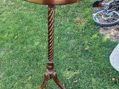 Bombay Company Wood Pedestal Accent Table - Vintage Style, Dark Brown, Round Top