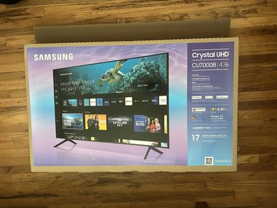 Samsung Crystal UHD CU7000B