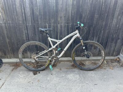 XL Specialized Stumpjumper Expert 29er