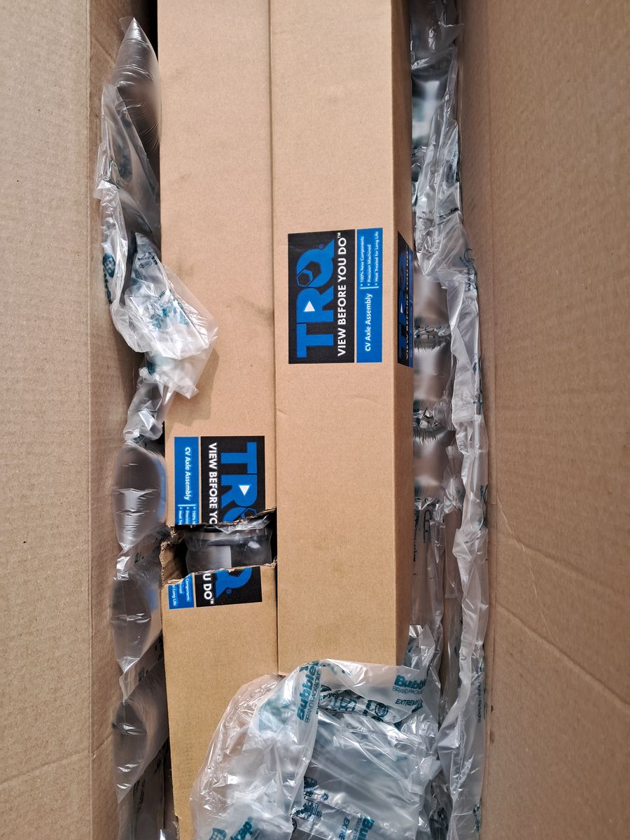 C v axel for a two thousand sixteen toyota islander hybrid front , both sides