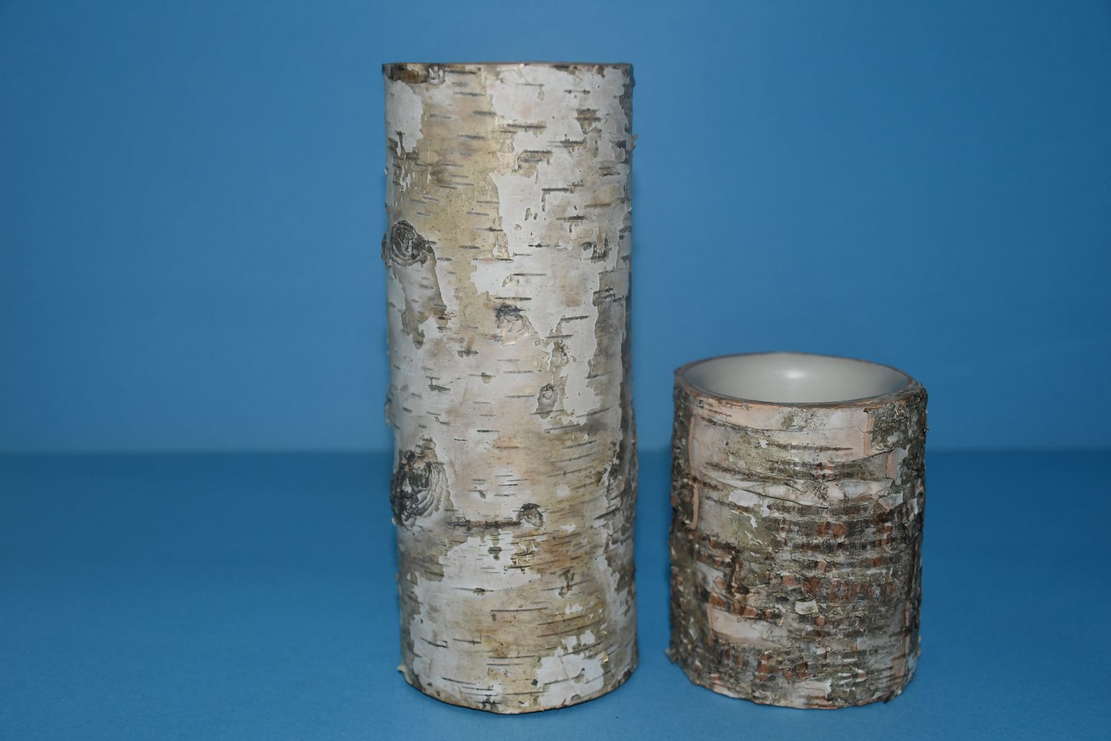 2 "BIRCH BARK" CANDLES ~ HEIGHT 4" & 8" ~ DIAMETER 3" ~ HOBBY LOBBY ~ NICE ~ BOTH FOR $5 