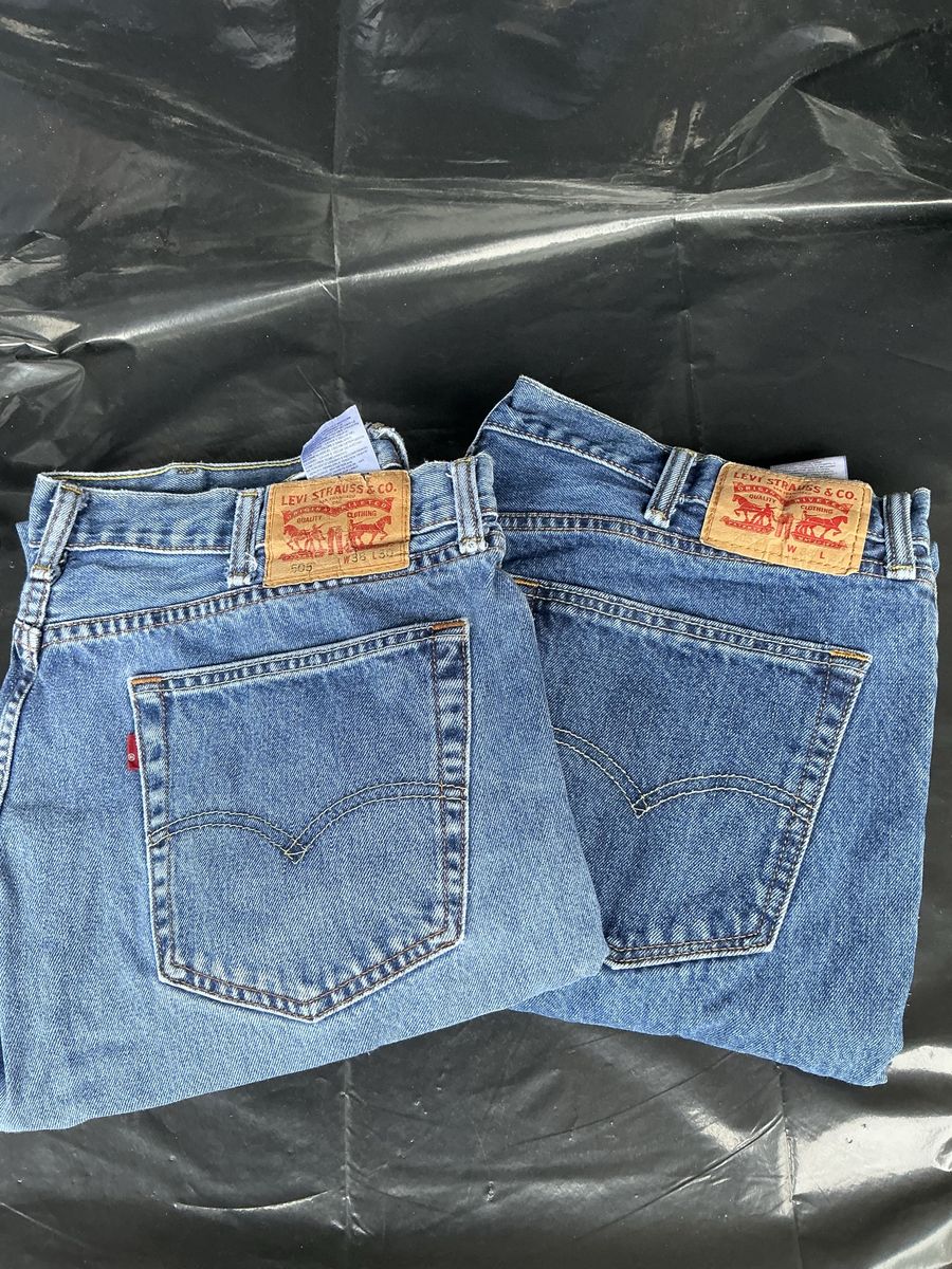 Levi’s 505 Regular Fit Jeans Lot 2 Pairs Men’s 38x30 Medium Wash Blue Denim