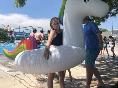 Giant blow up unicorn floaty