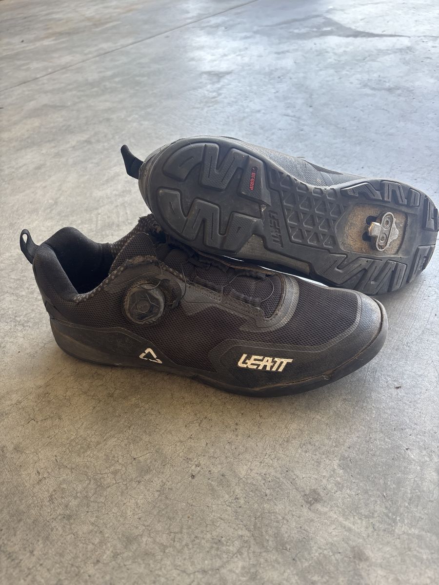 LEATT Clipless MTB Cycling Shoes Black with BOA Fit System - Used