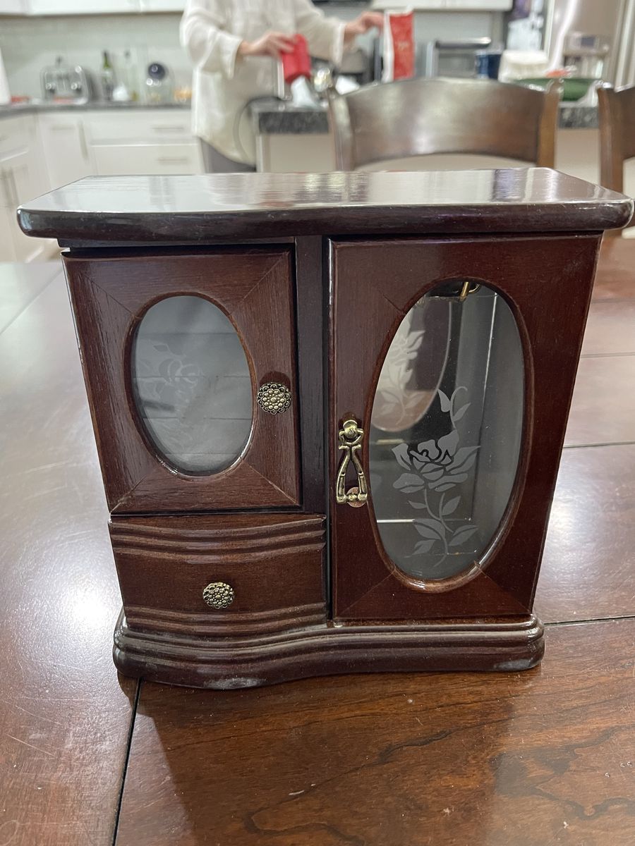 Jewelry Box New
