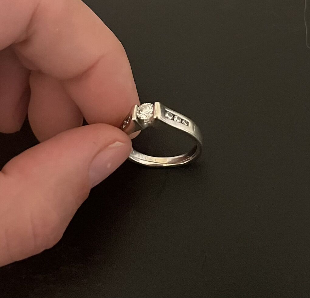 Beautiful White Gold, Diamond Engagement Ring