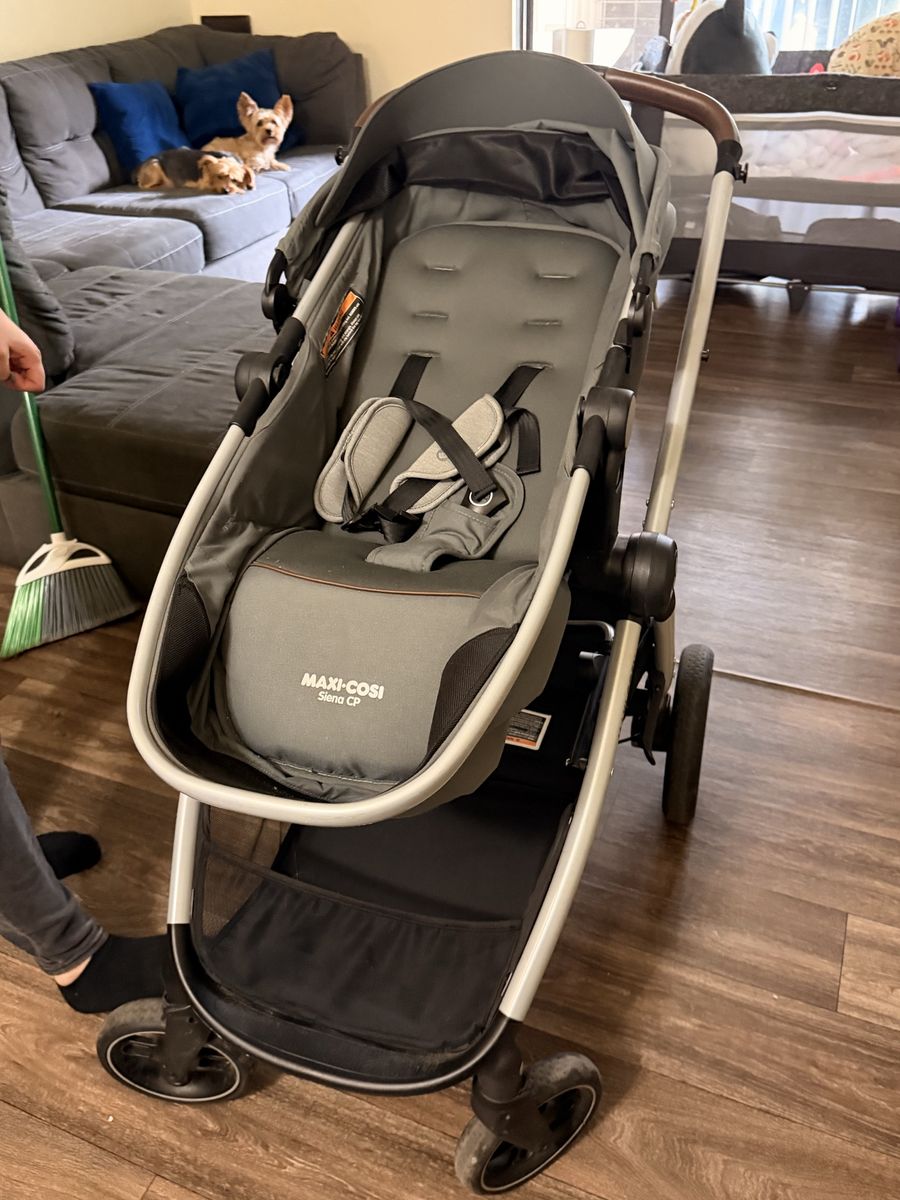 Maxi Cosi Siena CP Modular Travel System with Car Seat & Base - Newborn to Toddler
