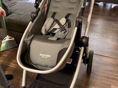 Maxi Cosi Siena CP Modular Travel System with Car Seat & Base - Newborn to Toddler