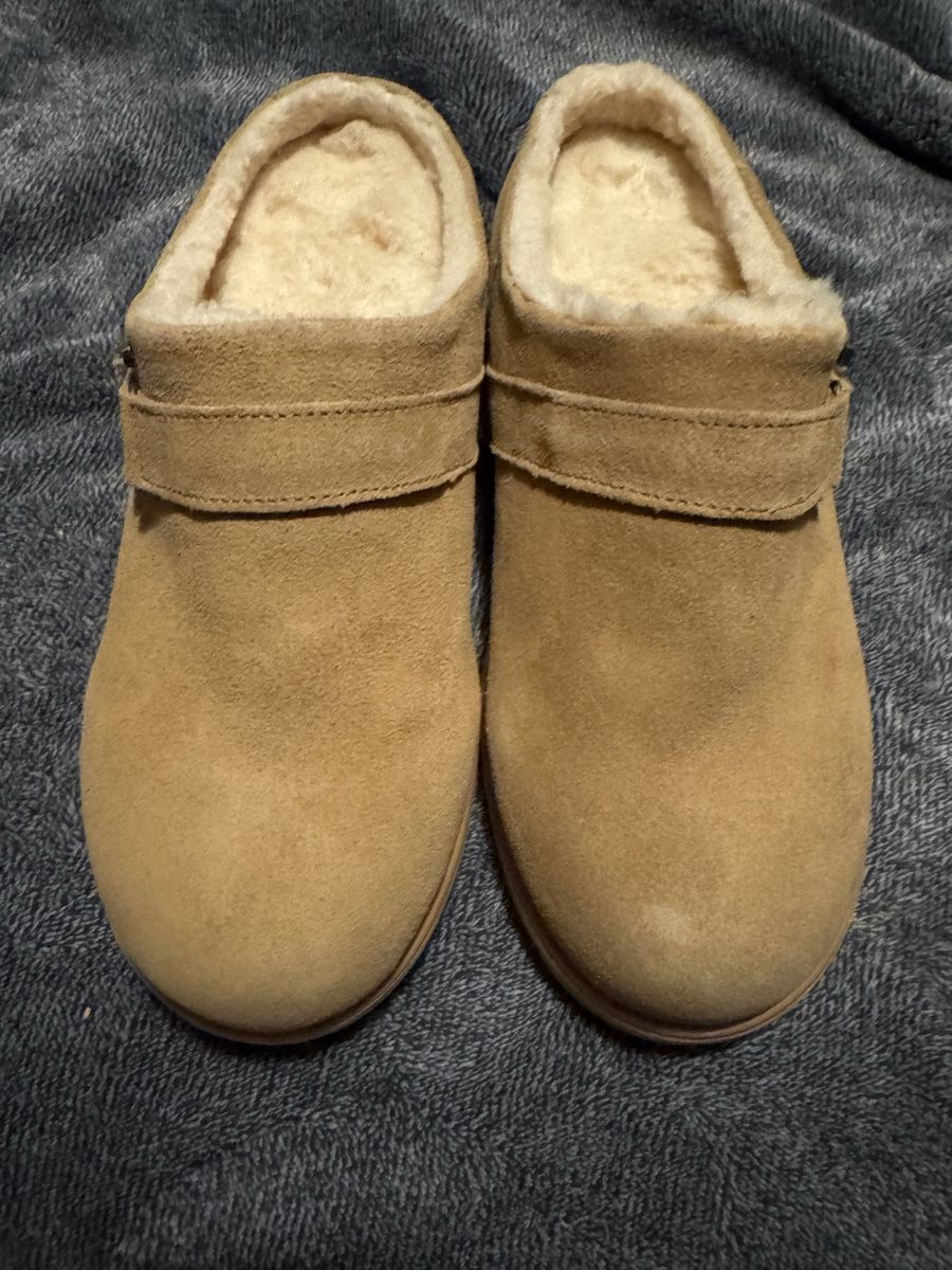 Bearpaw Suede Faux Fur Lined Slip-On Clogs Women's Size 9W Tan