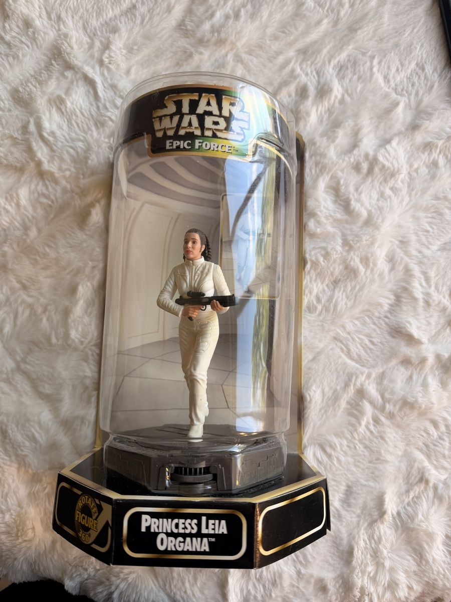 1998 Kenner Star Wars Epic Force Princess Leia Organa Sealed ROTJ Display Figure Vintage