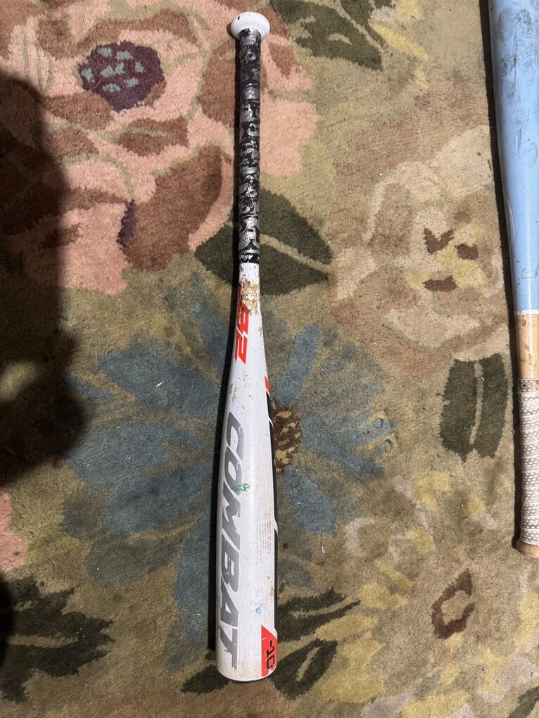 Combat B2 29/19 Youth Baseball Bat