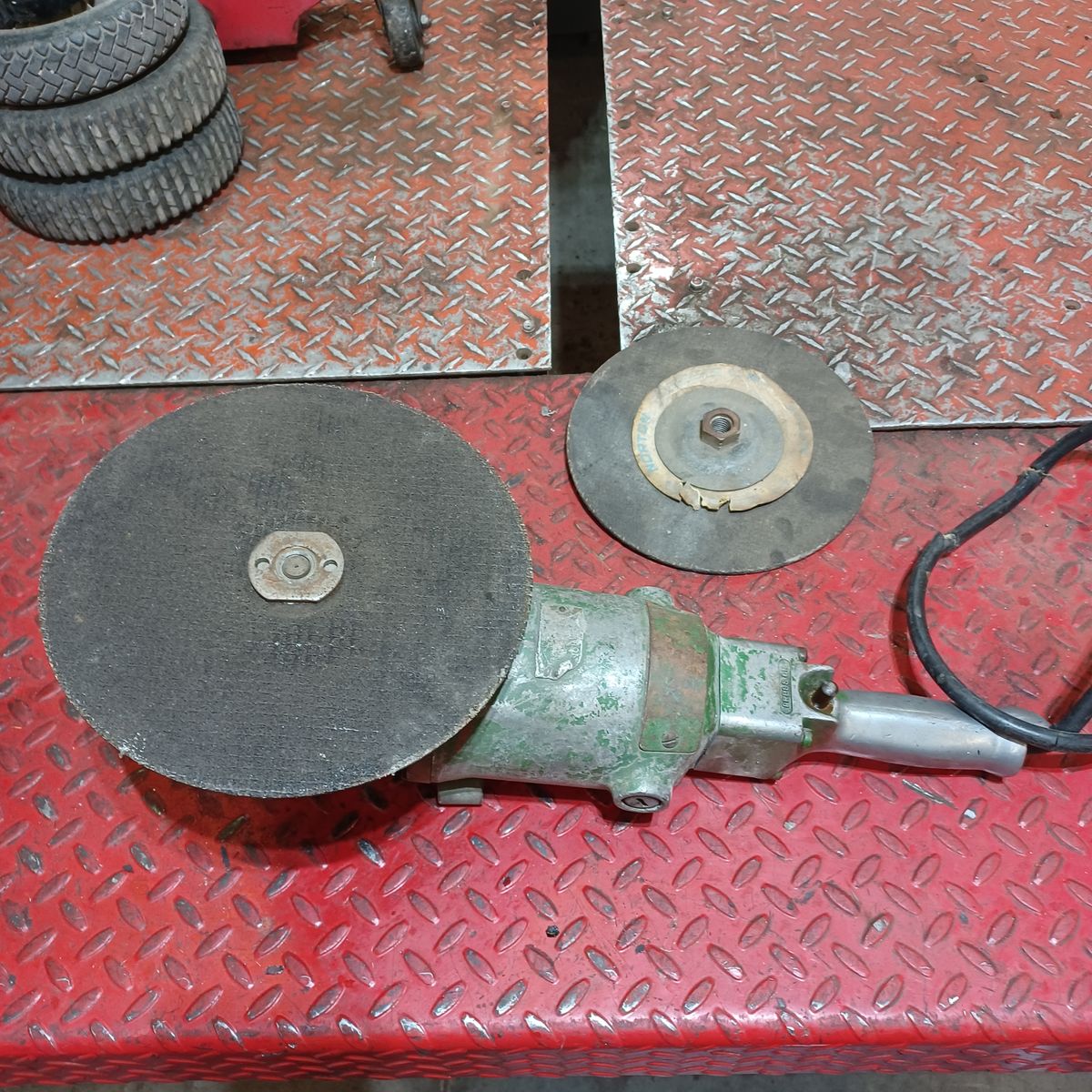 Main image 4